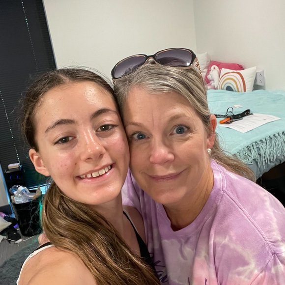 Meet your Posher, Jennifer - Picture 9 of 15